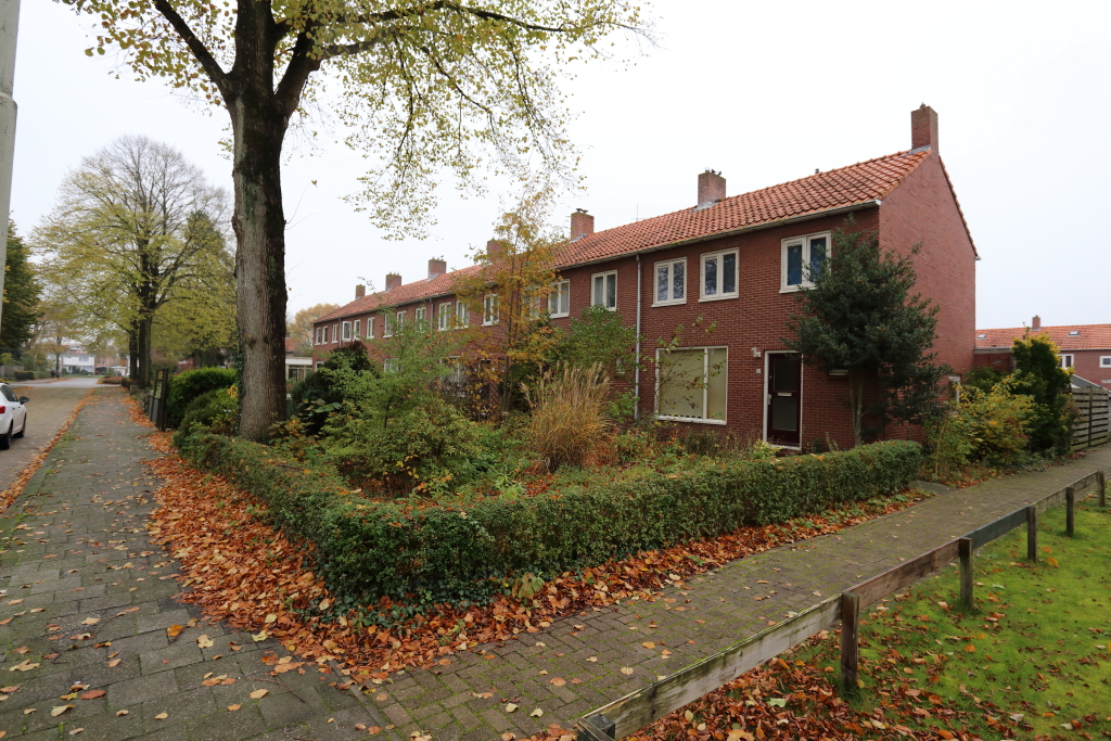 Hinrick van Den Berghestraat 1, 9561 HH Ter Apel, Nederland