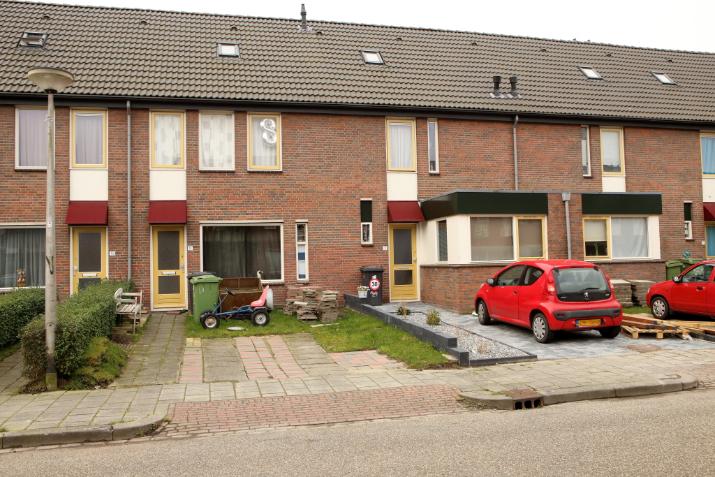 Uilenhoek 11, 9932 LG Delfzijl, Nederland